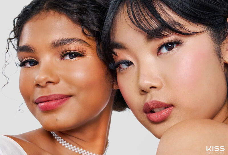 On pose ses faux cils comme une pro avec Kiss New York