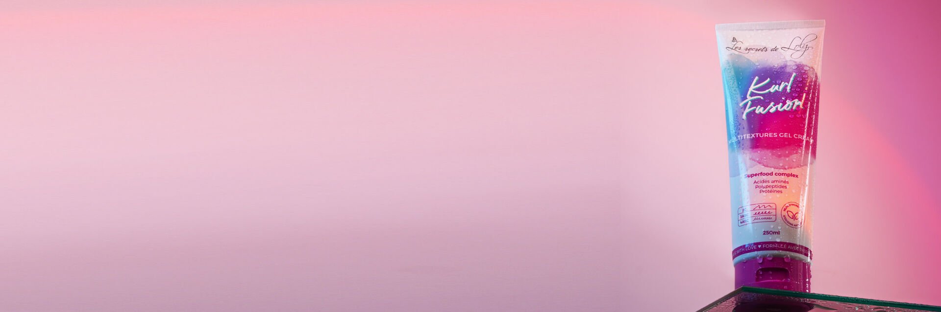 Pour l'achat de 3 produits Les Secrets de Loly, un mini kurl fusion offert !