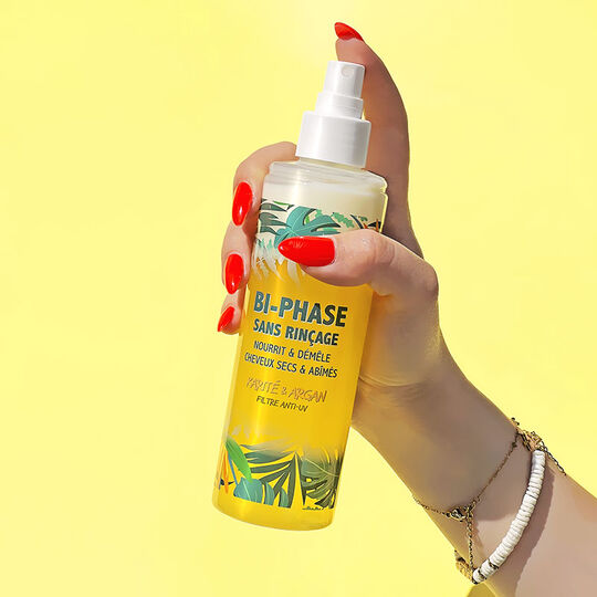 D&eacute;m&ecirc;lant bi-phase &agrave; l'argan et au karit&eacute; 500ml