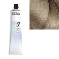 Coloration ton sur ton Dialight 10.13 milkshake glac&eacute; dor&eacute;