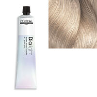 Coloration ton sur ton Dialight 10.02 milkshake naturel nacr&eacute;