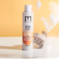 Shampooing r&eacute;v&eacute;lateur de lumi&egrave;re pour cheveux ternes