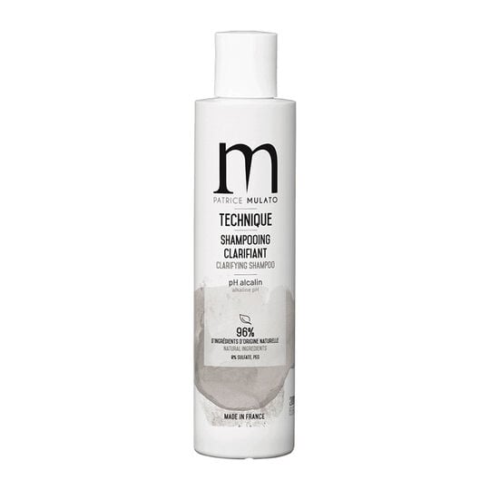 Shampooing technique clarifiant