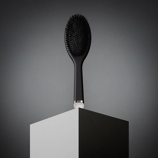 Brosse ovale The dresser