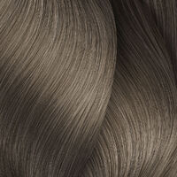 Coloration ton sur ton Dialight 8.18 milkshake blond clair cendré moka