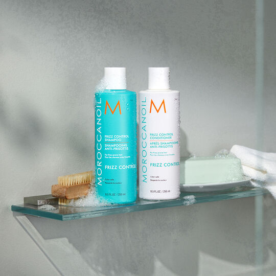 Shampooing anti-frisottis