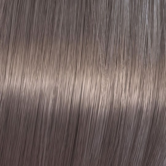 Coloration gloss Shinefinity 06/71 frosted chestnut