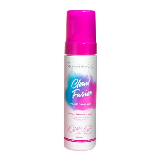 Rituel pour cheveux multi-textur&eacute;s boucl&eacute;s fris&eacute;s