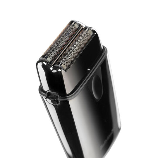 Rasoir double grille avec lumière désinfectante UVFOIL02