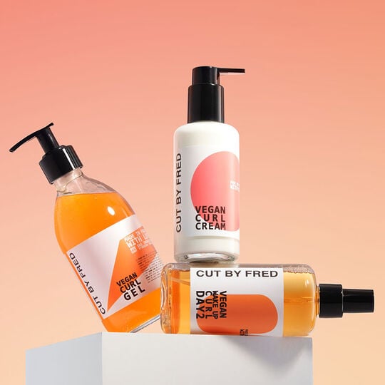 Spray définition 2ème jour boucles Vegan Wake Up Curl Day 2