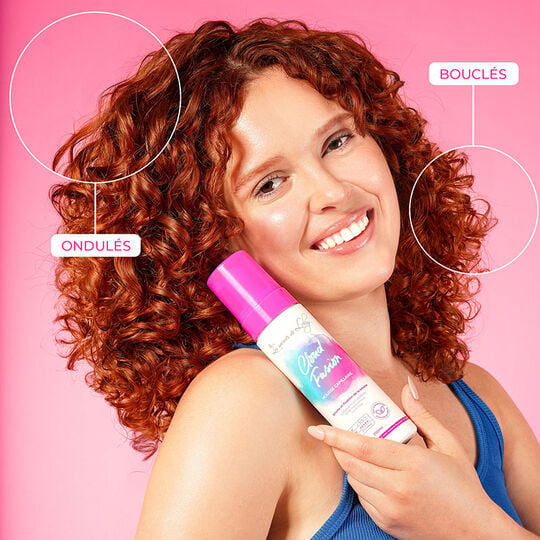 Rituel pour cheveux multi-textur&eacute;s boucl&eacute;s fris&eacute;s