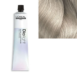 Coloration ton sur ton Dialight 10.18 milkshake blond tr&egrave;s tr&egrave;s clair cendr&eacute; moka
