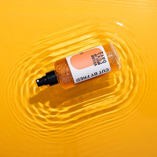 Spray d&eacute;finition 2&egrave;me jour boucles Vegan Wake Up Curl Day 2