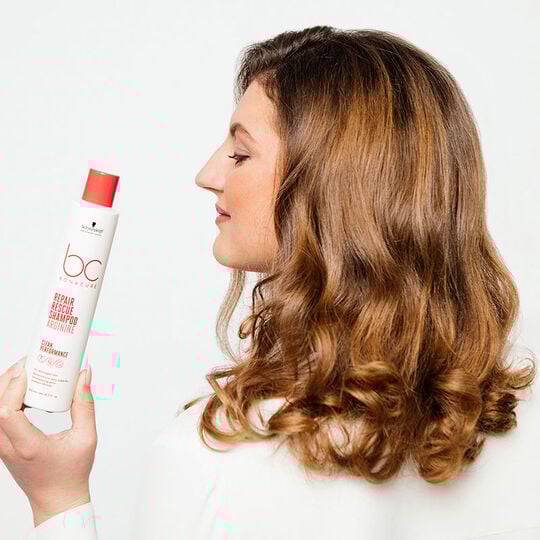 Shampooing pour cheveux abîmés BC Repair Rescue 250ml