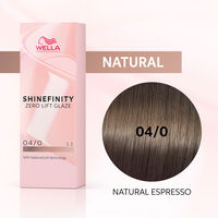 Coloration gloss Shinefinity 04/0 natural expresso