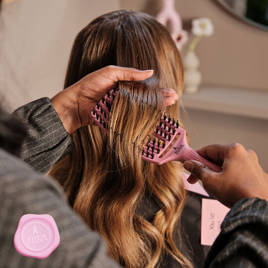 Brosse d&eacute;m&ecirc;lante &eacute;dition limit&eacute;e octobre rose paper blush