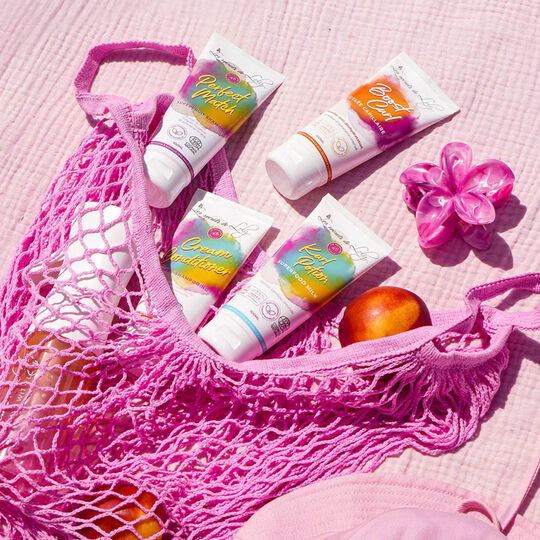 Kit d'embarquement pour cheveux ondul&eacute;s