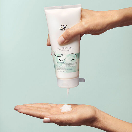 Conditionneur démêlant pour cheveux ondulés et bouclés Nutricurls,  Conditionneur démêlant pour cheveux ondulés et bouclés Nutricurls