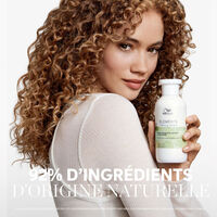 Shampooing apaisant pour cuir chevelu sec ou d&eacute;licat Calming Elements 250ml