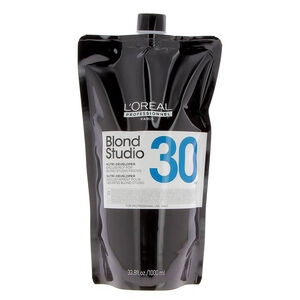 Platinium Nutri-D&eacute;veloppeur Blond Studio 30 volumes 30 vol