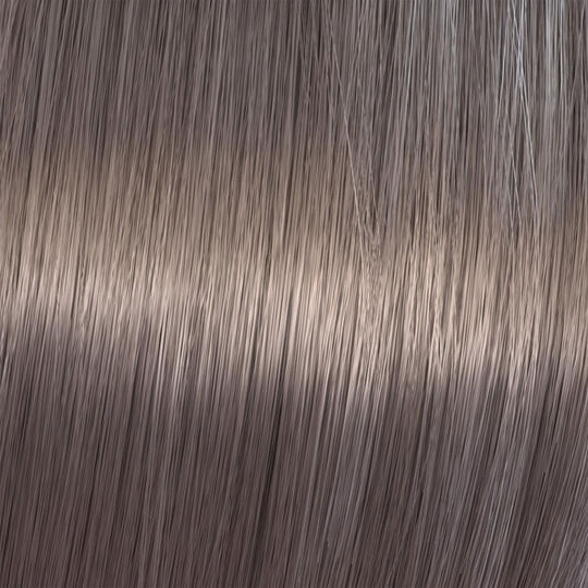 Coloration gloss Shinefinity 06/71 frosted chestnut